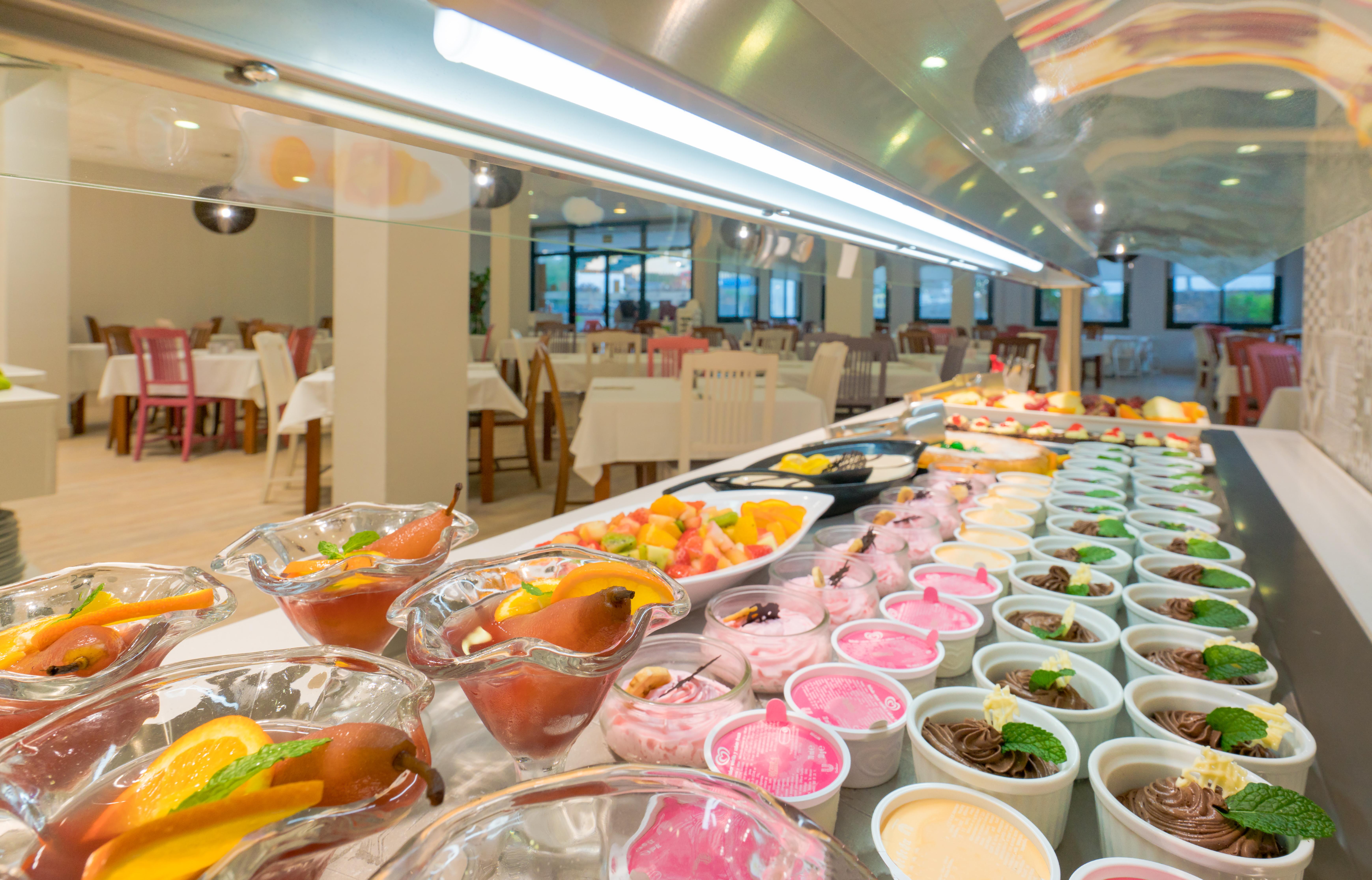 Apartamentos Santa Rosa กอสตา เตกีสเซ ภายนอก รูปภาพ