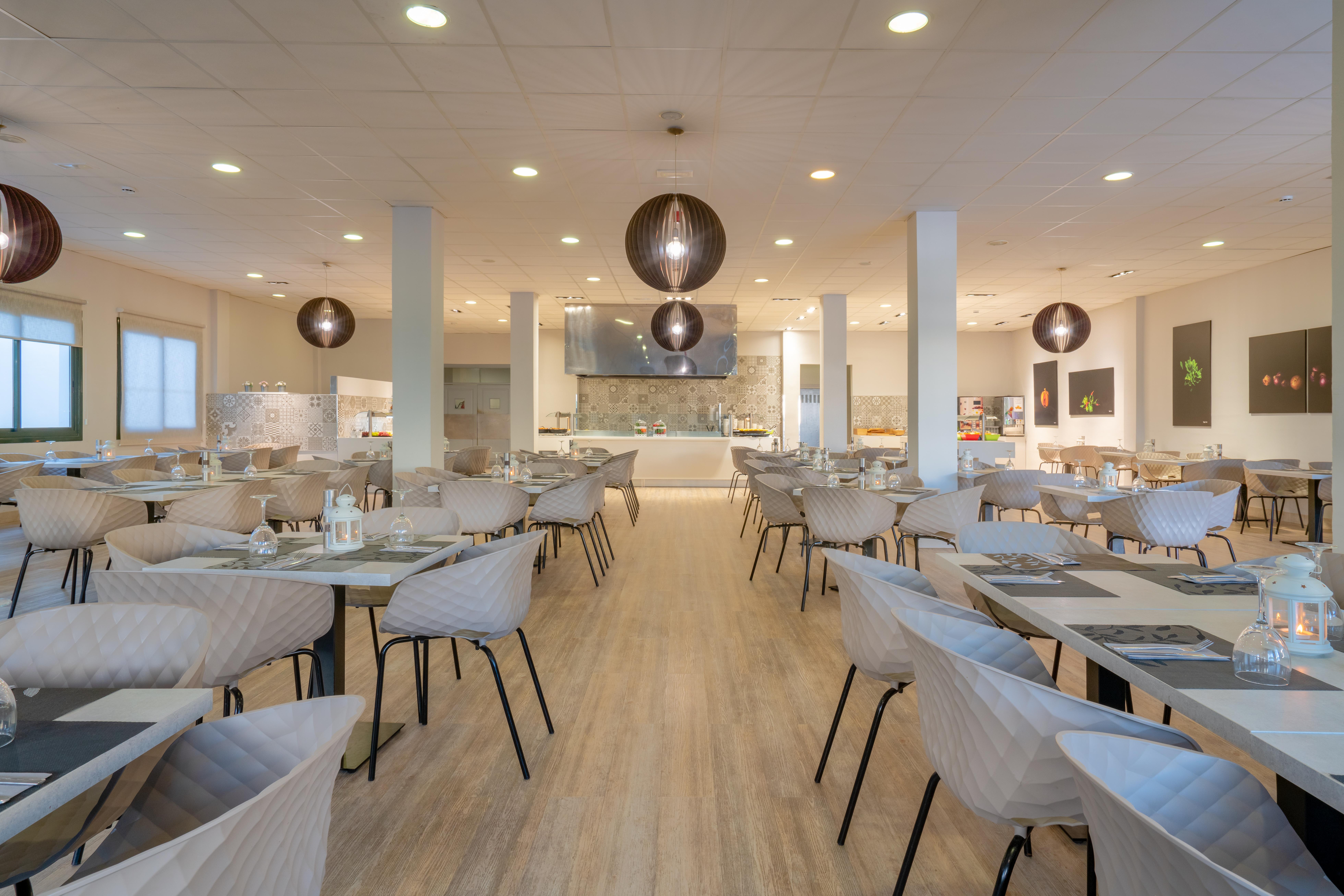 Apartamentos Santa Rosa กอสตา เตกีสเซ ภายนอก รูปภาพ