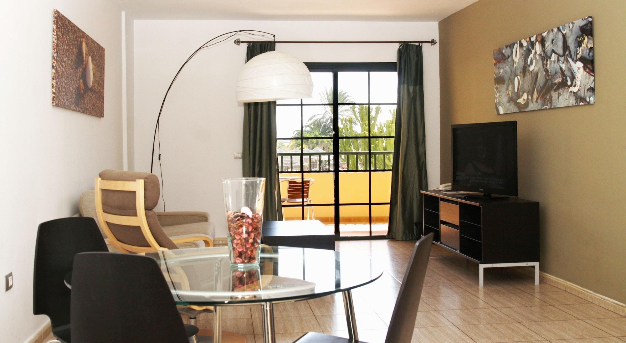 Apartamentos Santa Rosa กอสตา เตกีสเซ ภายนอก รูปภาพ